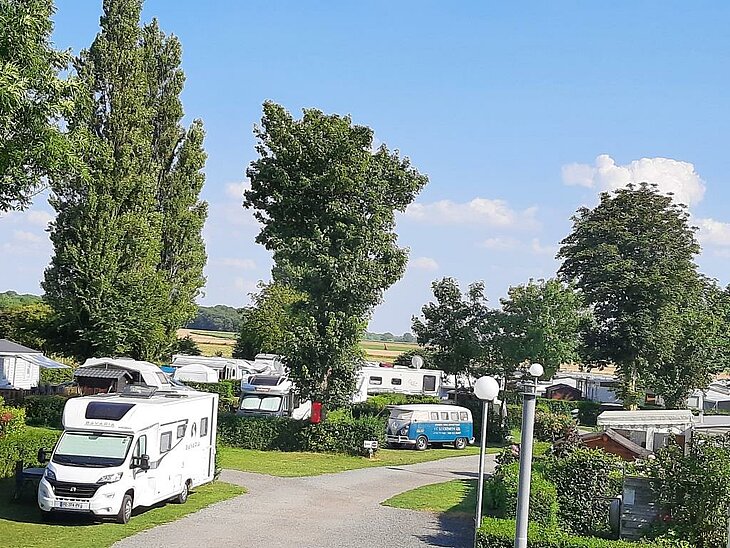 Camping de la Baie, idéal pour un séjour en hôtel de plein air dans les Hauts-de-France